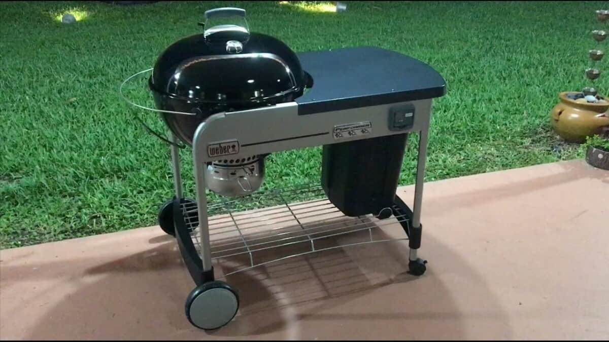 Weber Deluxe Charcoal Grill Review